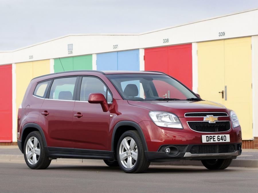  Chevrolet Orlando 2010 года  (UK) (фото 10 из 14)